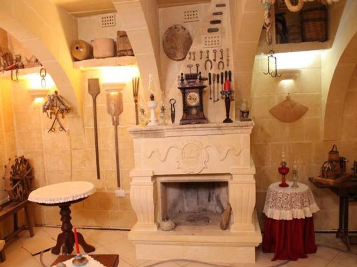 Ta' Sant' Antnin * Għarb